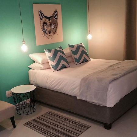 Bed and Breakfast The Vibe Dorp Street Stellenbosch Exterior foto