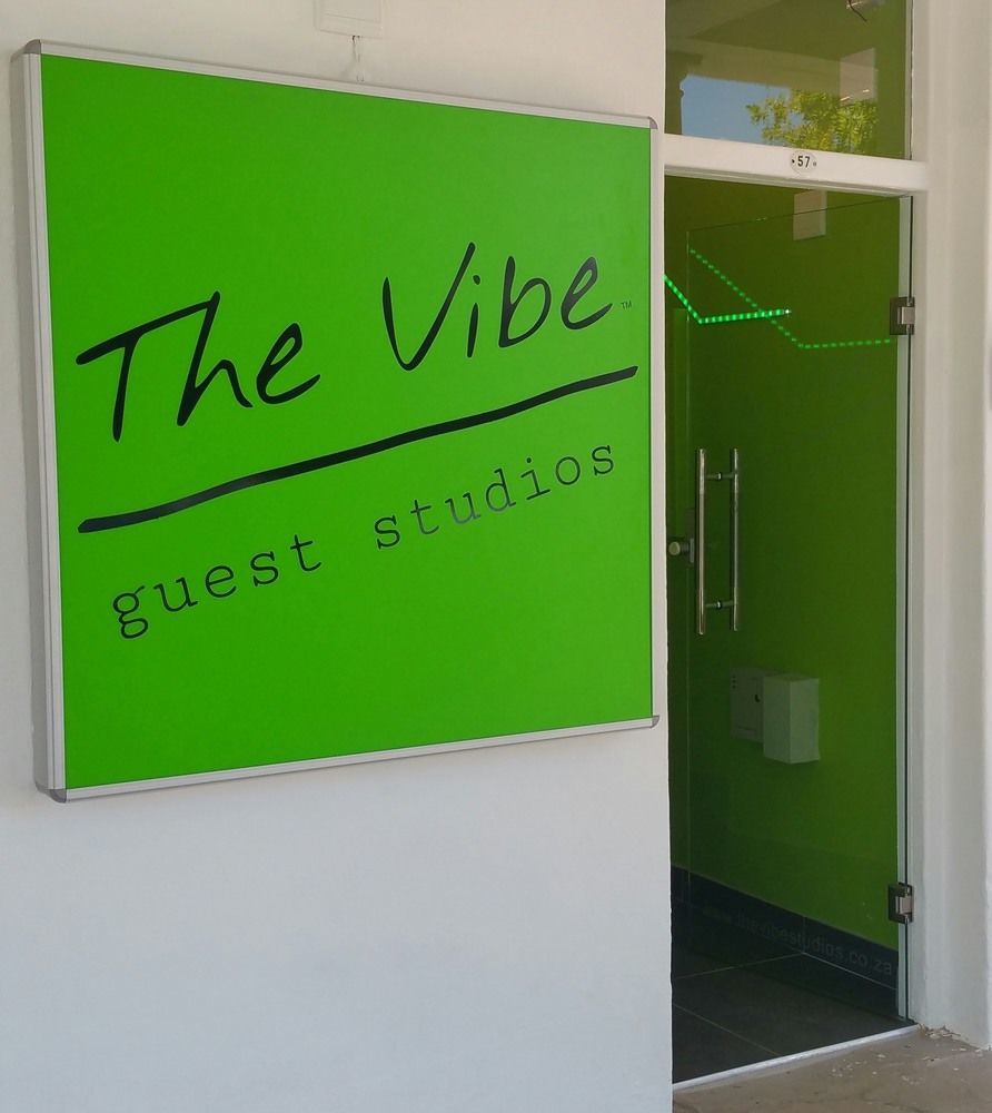Bed and Breakfast The Vibe Dorp Street Stellenbosch Exterior foto
